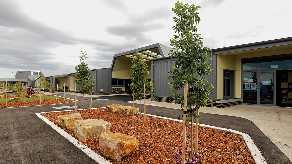 Casey Fields Primary School - new school