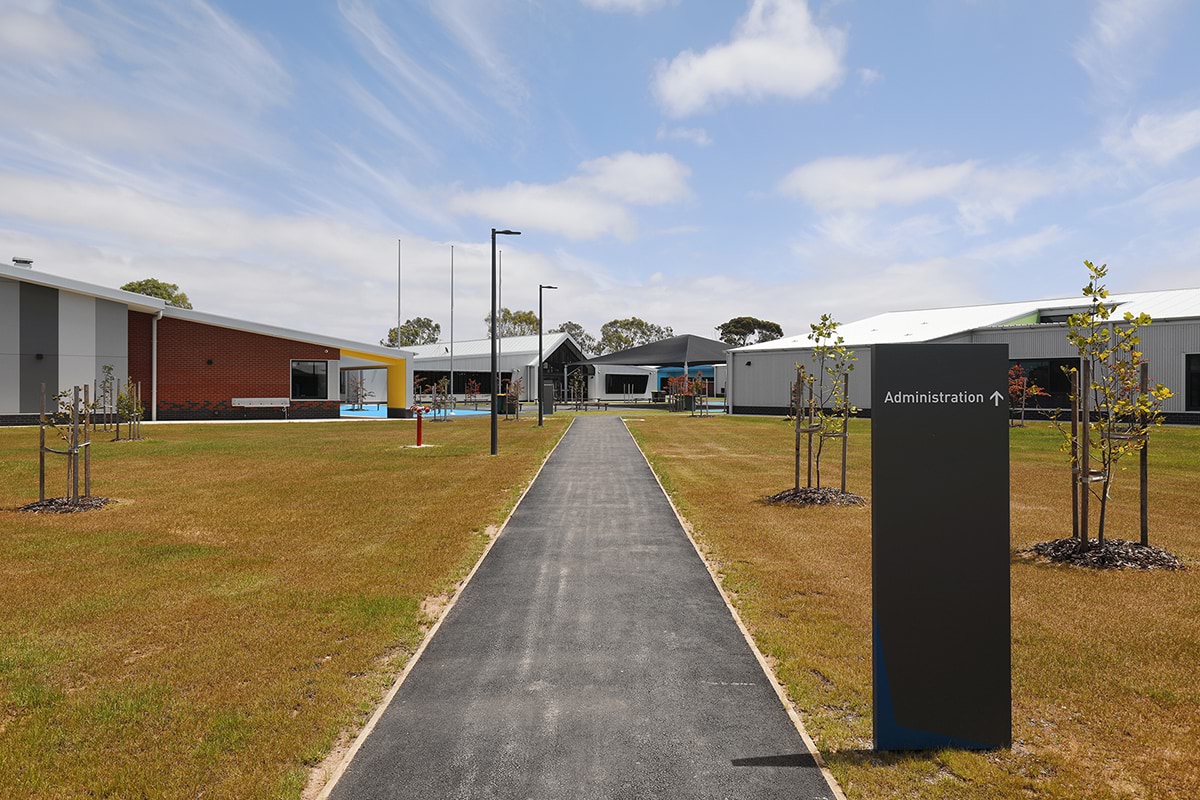 Oberon High School - new school campus