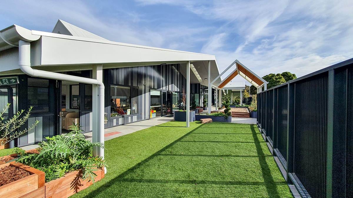 Billy Button Children’s Centre - new centre, photograph of exterior of playground