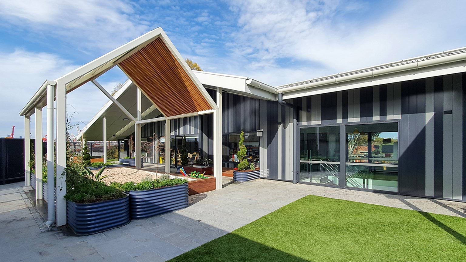 Billy Button Children’s Centre, photograph of exterior of sandpit