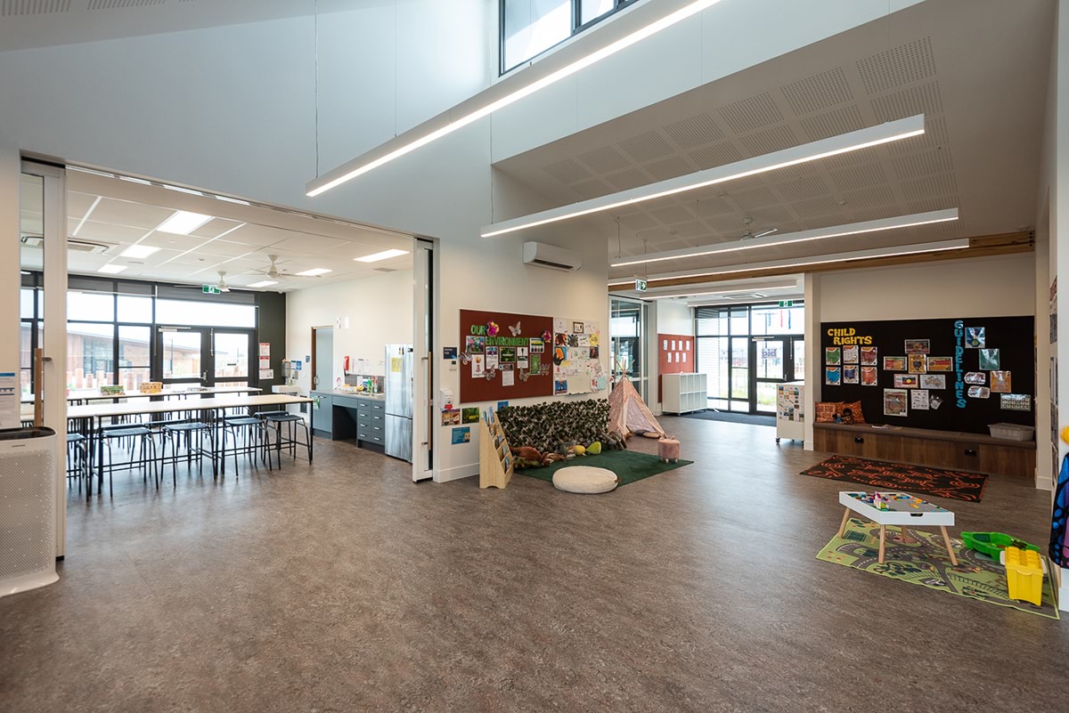 Deanside Primary School - new school, photograph of learning hub