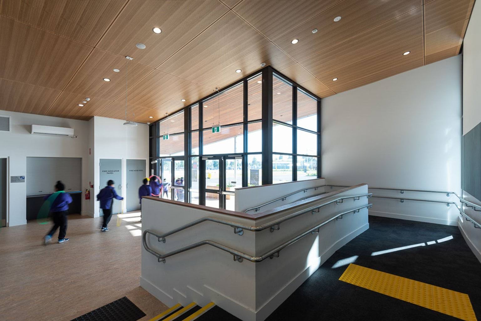 Strathtulloh Primary School - new school, photograph of the interior entry-way