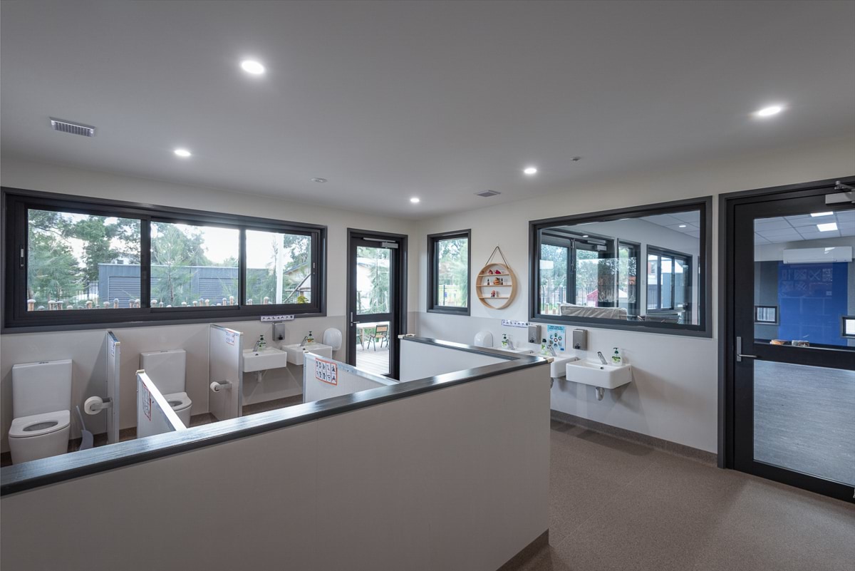 Photograph of Ardeer Kindergarten bathroom