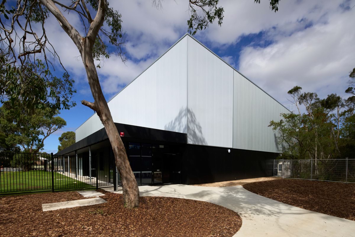 Photo of the gymnasium entrance