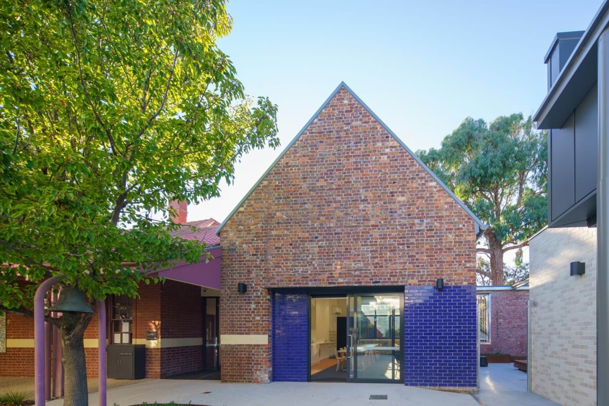 Sandringham Primary School - completed school rebuild, exterior