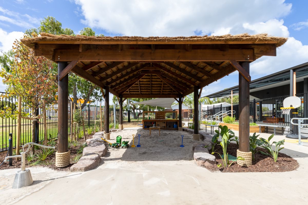 Newhaven Kindergarten - photo showing a covered play sandpit