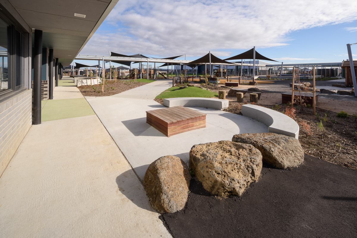 Barrawang Primary School - new school, Completed school - outdoor play