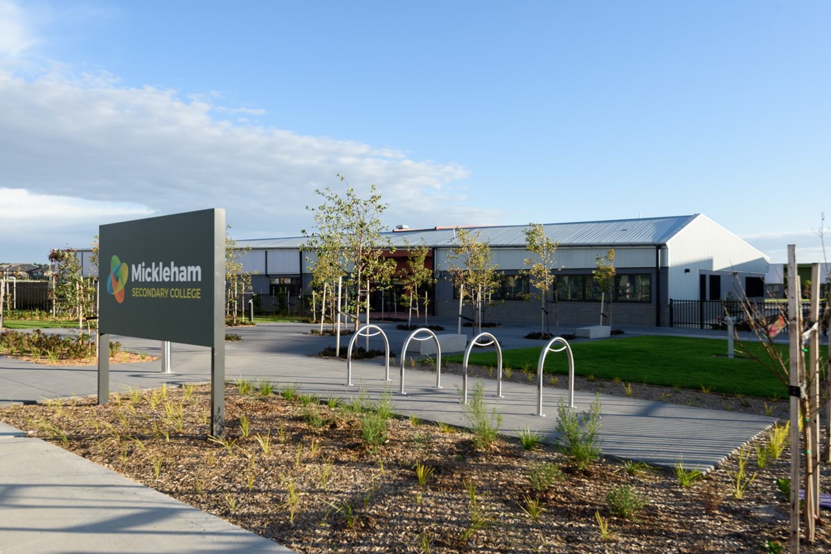 Mickleham Secondary College - new school, Completed school - school entry