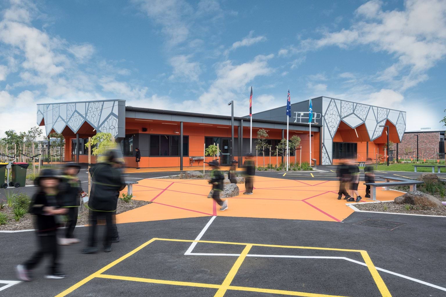 Ngarri Primary School - new school, Completed school - outdoor play