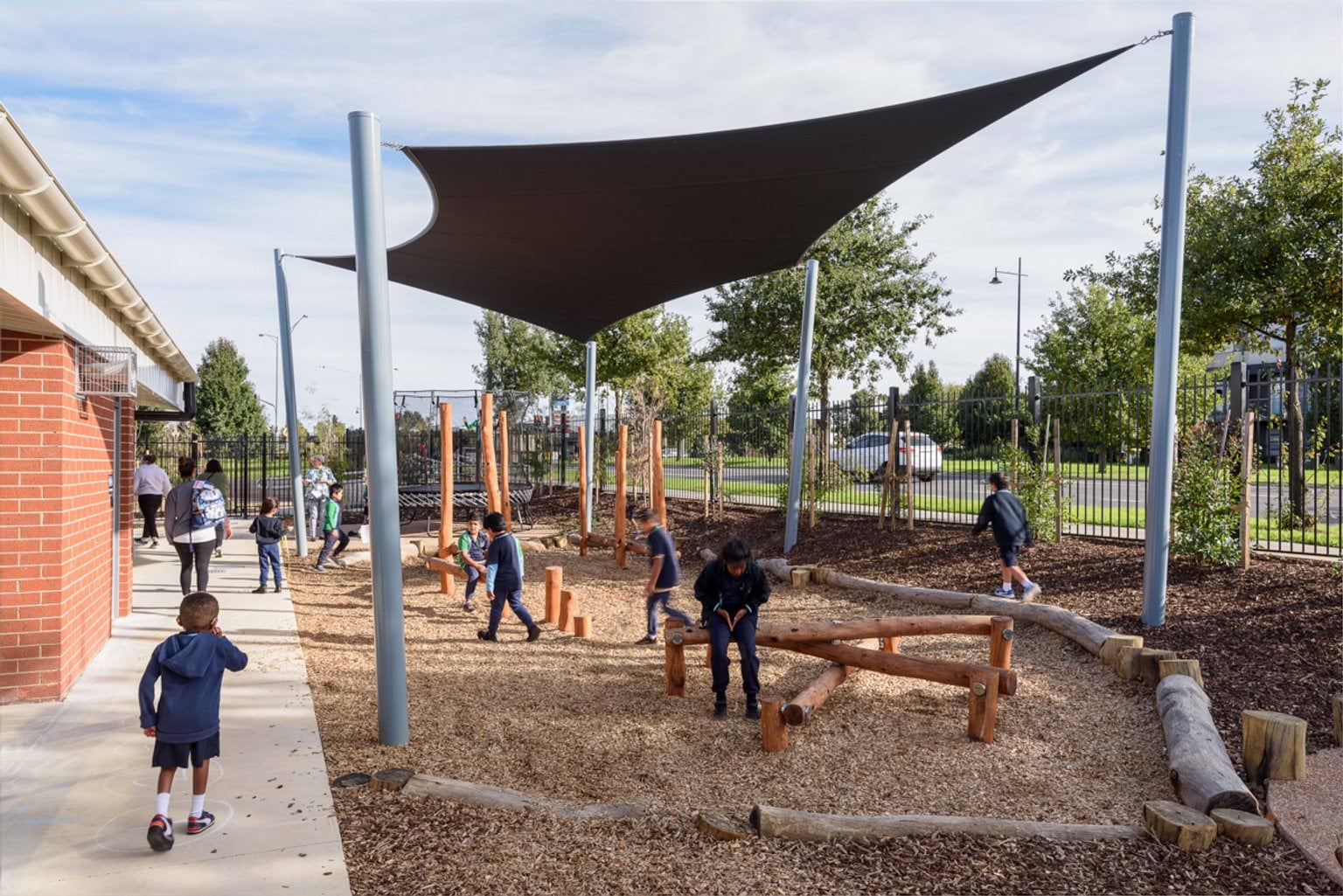 Wayi School - new school, Completed school - outdoor play