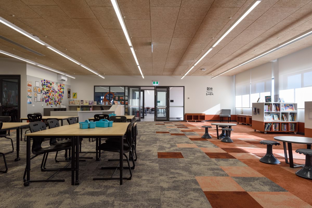 Donnybrook Primary School - new school, Completed school - library