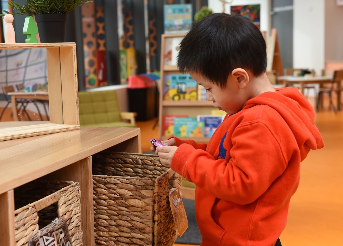 Molesworth Street Kindergarten - official opening, Children celebrating their new kindergarten